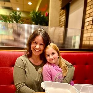 Meet your Posher, Hayley